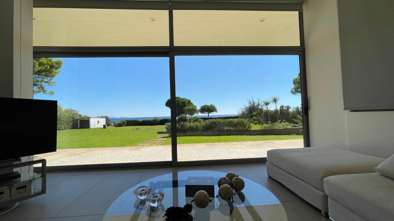 Beachfront Villa Hoopoe Schinias, Marathon Екстер'єр фото